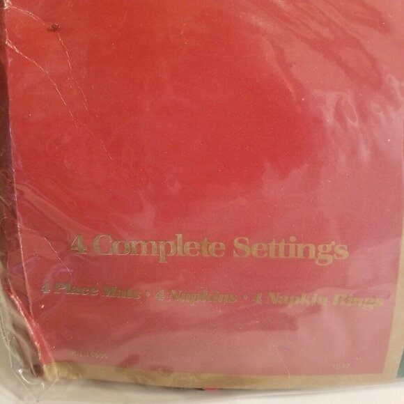 Vintage 90s Christmas Holiday Placemats Napkins Rings Tableware Quilted Set 16 - Picture 2 of 5